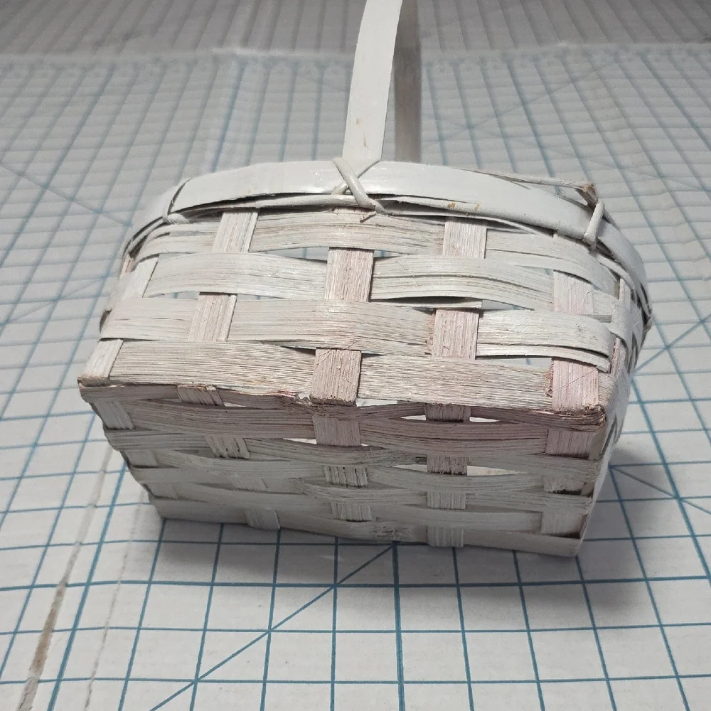 White Woven Basket with Handle, Farmhouse Rehab Basket 9